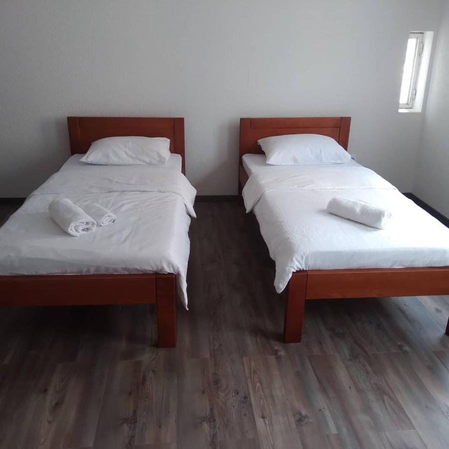 Guest House Erdan プラヴ エクステリア 写真